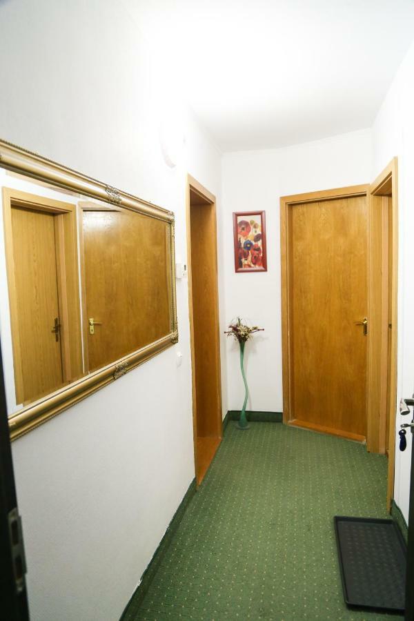 Luxury Brasov Apartment Ngoại thất bức ảnh