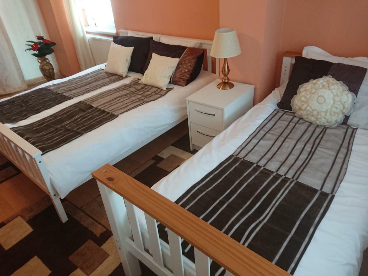 Luxury Brasov Apartment Ngoại thất bức ảnh